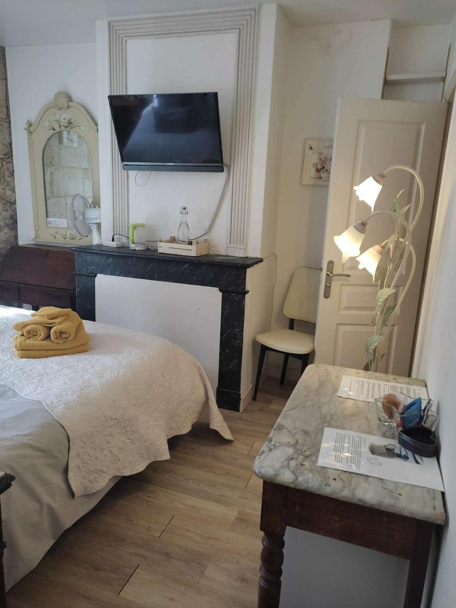 B&B Le Miroir Aux Fees Bordeaux Kültér fotó