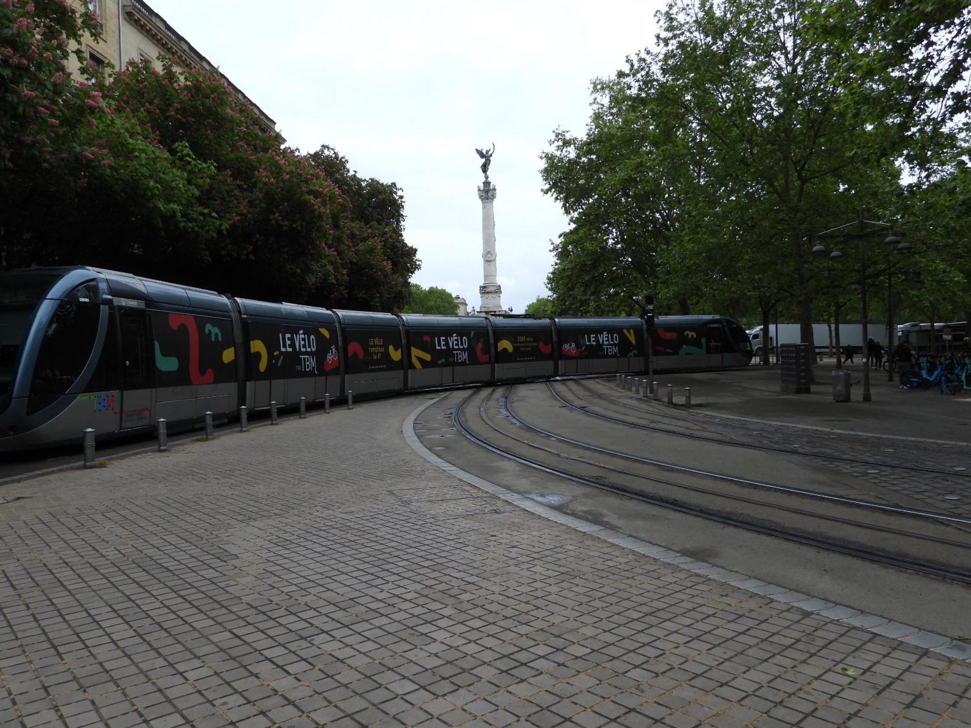 B&B Le Miroir Aux Fees Bordeaux Kültér fotó